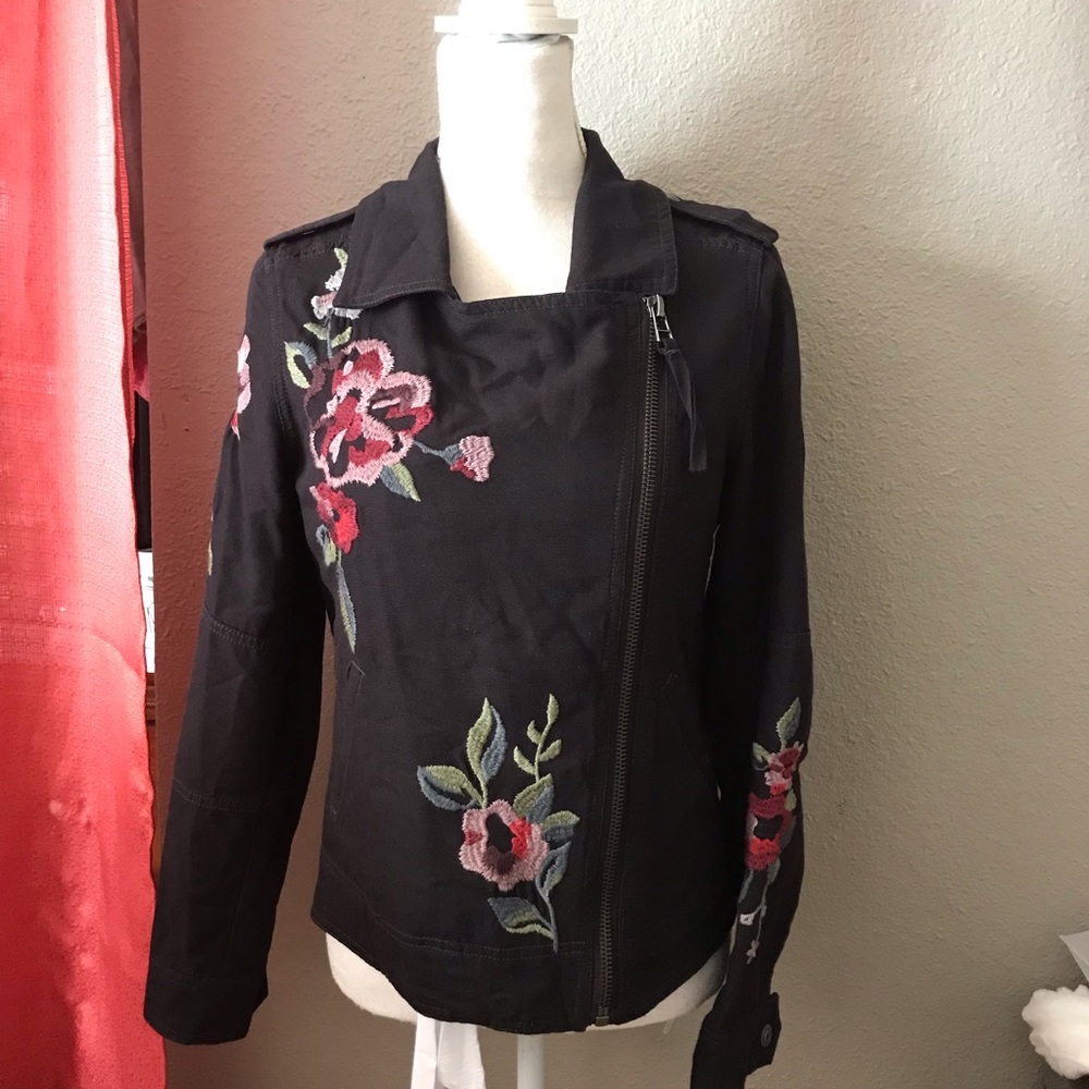 Kenzie jeans black embroidered moto jacket